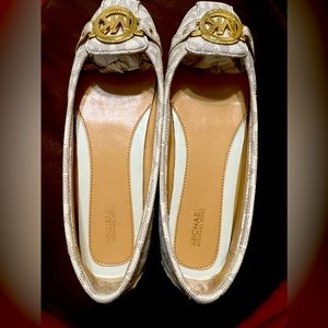 MICHAEL MICHAEL KORS
Lillie Logo Moccasin